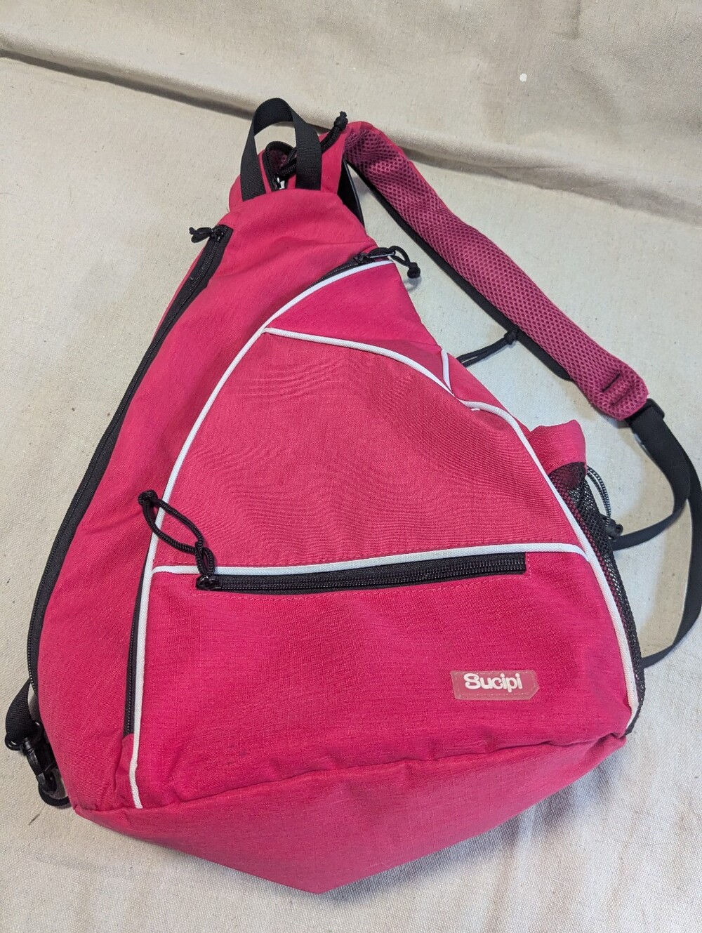 Sucipi Pink Sling Backpack w/ White Piping, Pickle Ball, Racquet & Gear Bag